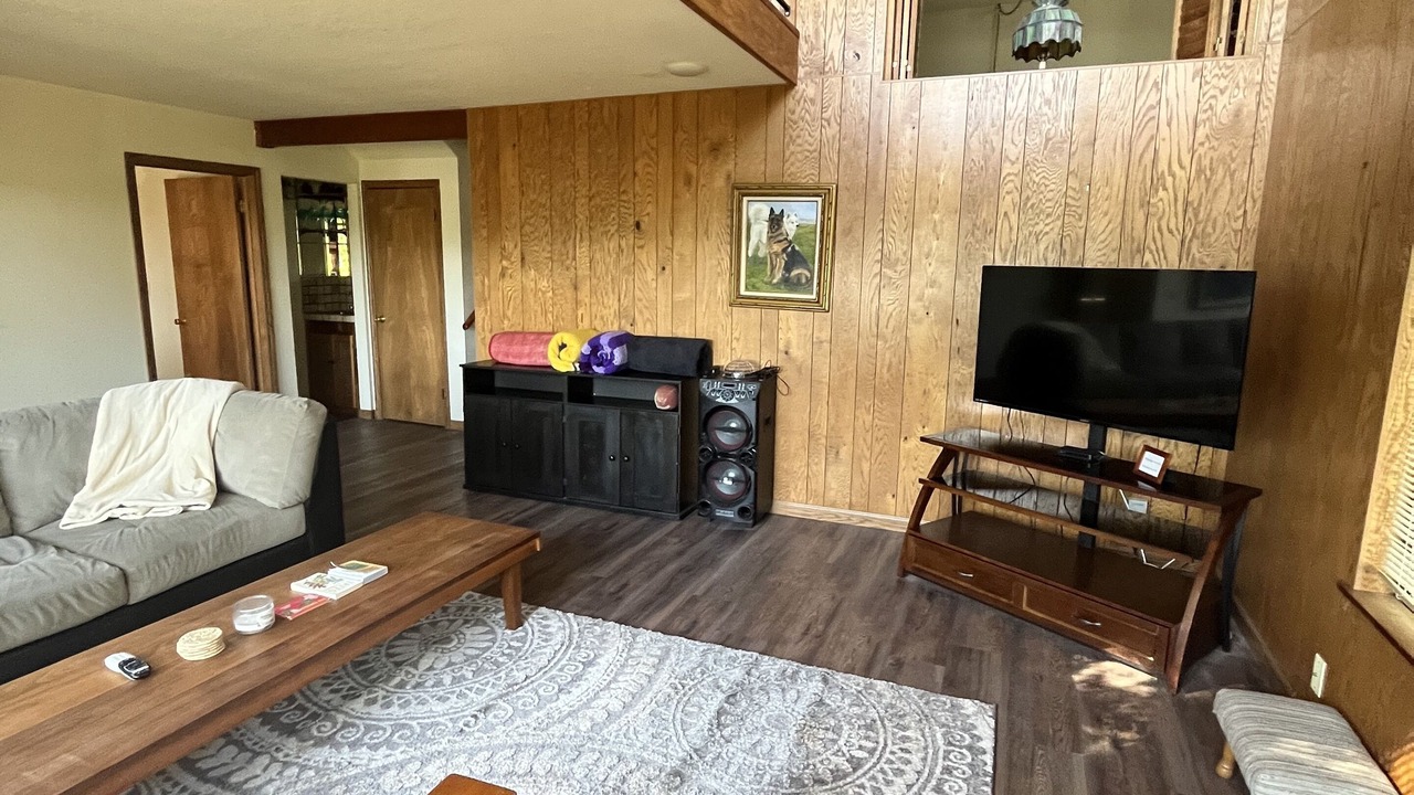 Photo of Livingroom in Oak Shores