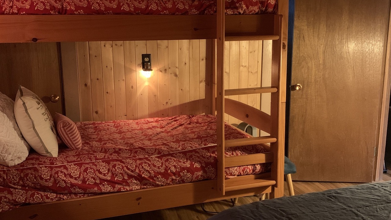 Photo of Bedroom in Tahoma