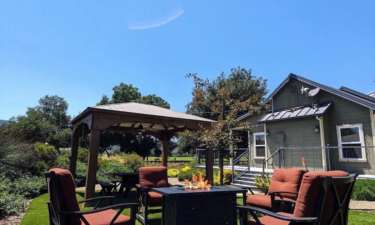 Photo of Patio Balcony in Healdsburg