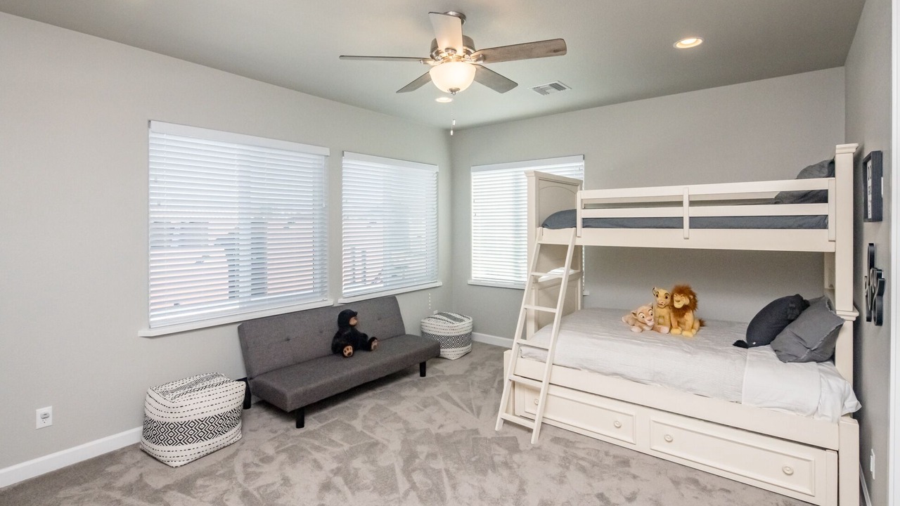 Photo of Bedroom in Holiday Shores