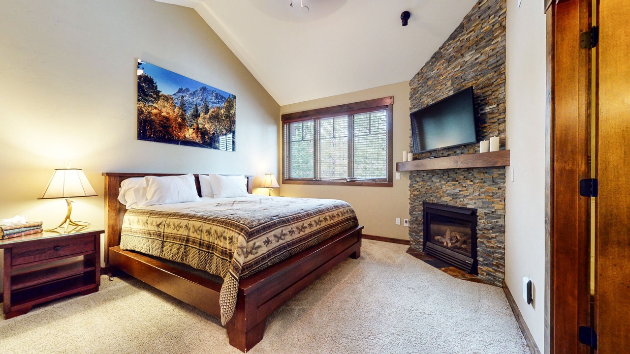 Photo of Bedroom in Woodwinds