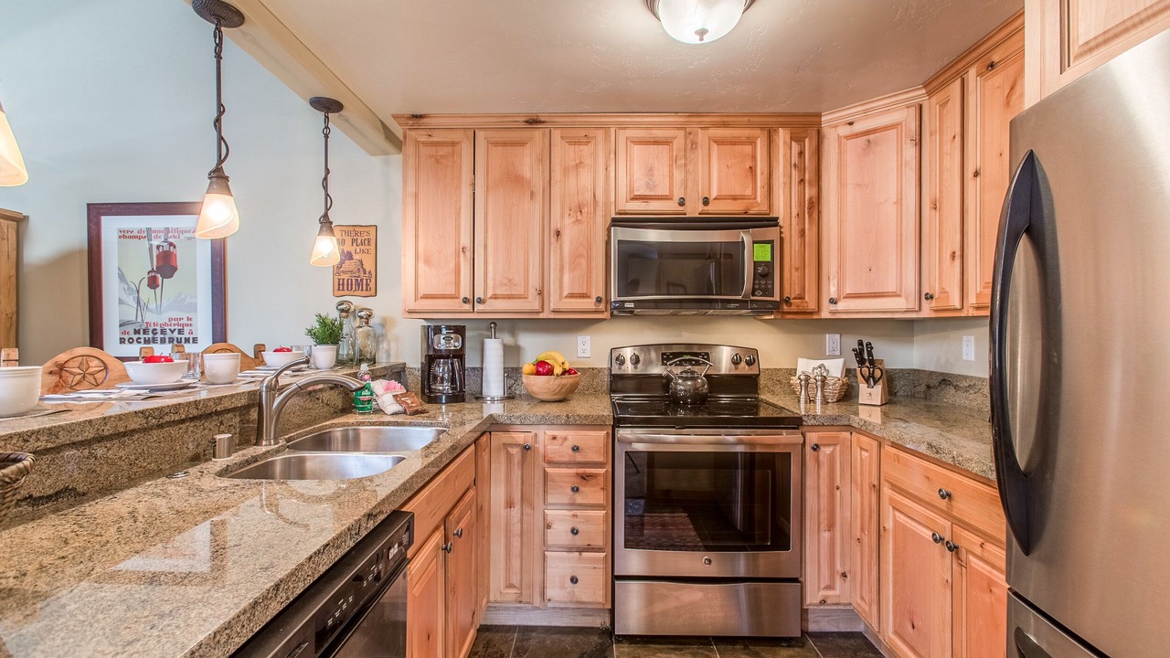 Photo of Kitchen in Mammoth Lakes