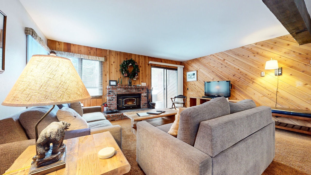 Photo of Livingroom in Mammoth Lakes