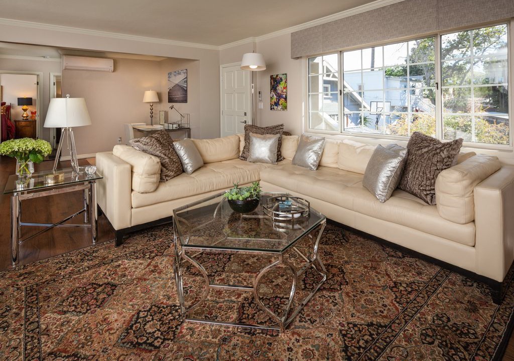 Photo of Livingroom in Old Town Historic District