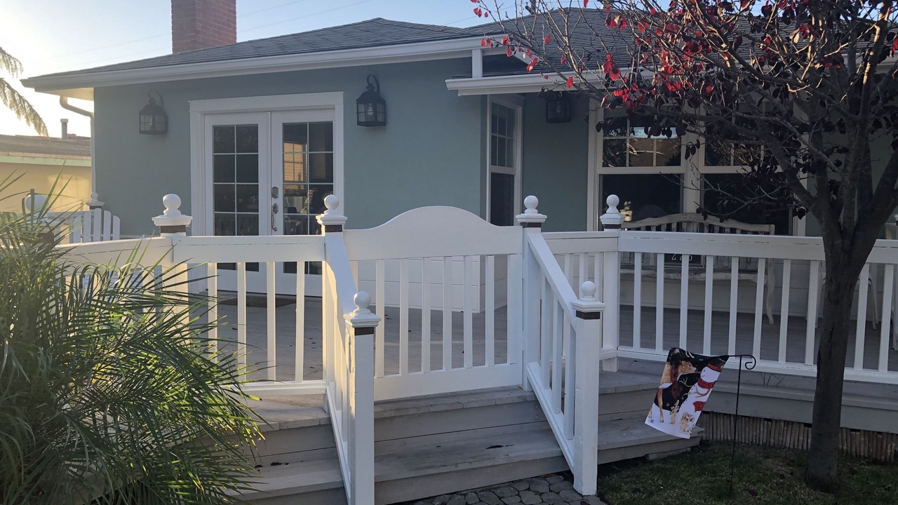 Photo of Patio Balcony in Shell Beach