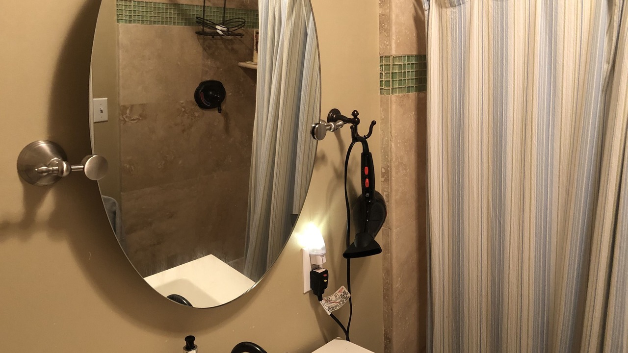 Photo of Bathroom in Shell Beach