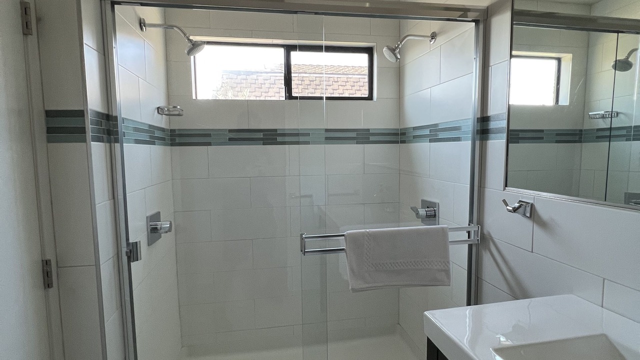 Photo of Bathroom in Oak Shores