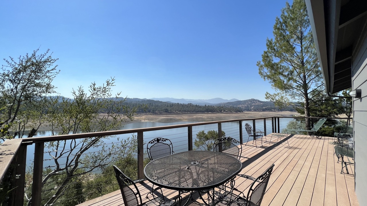 Photo of Outdoor in Oak Shores