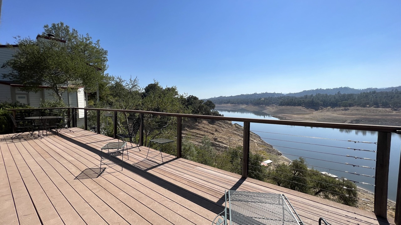 Photo of Patio Balcony in Oak Shores