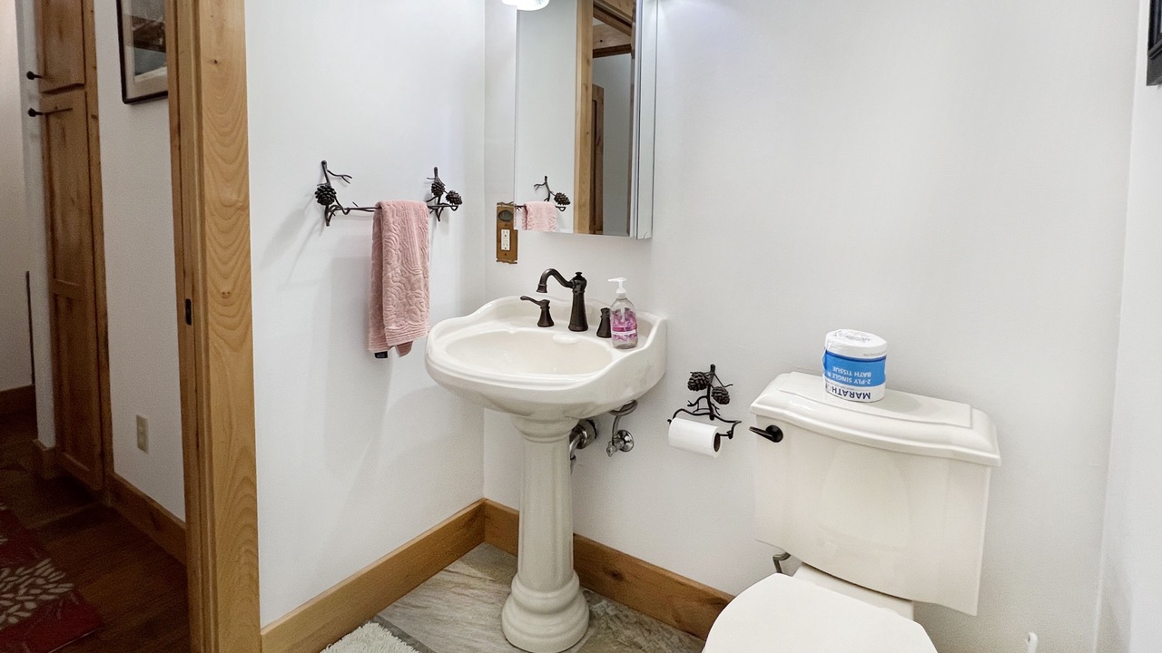 Photo of Bathroom in Chamberlands