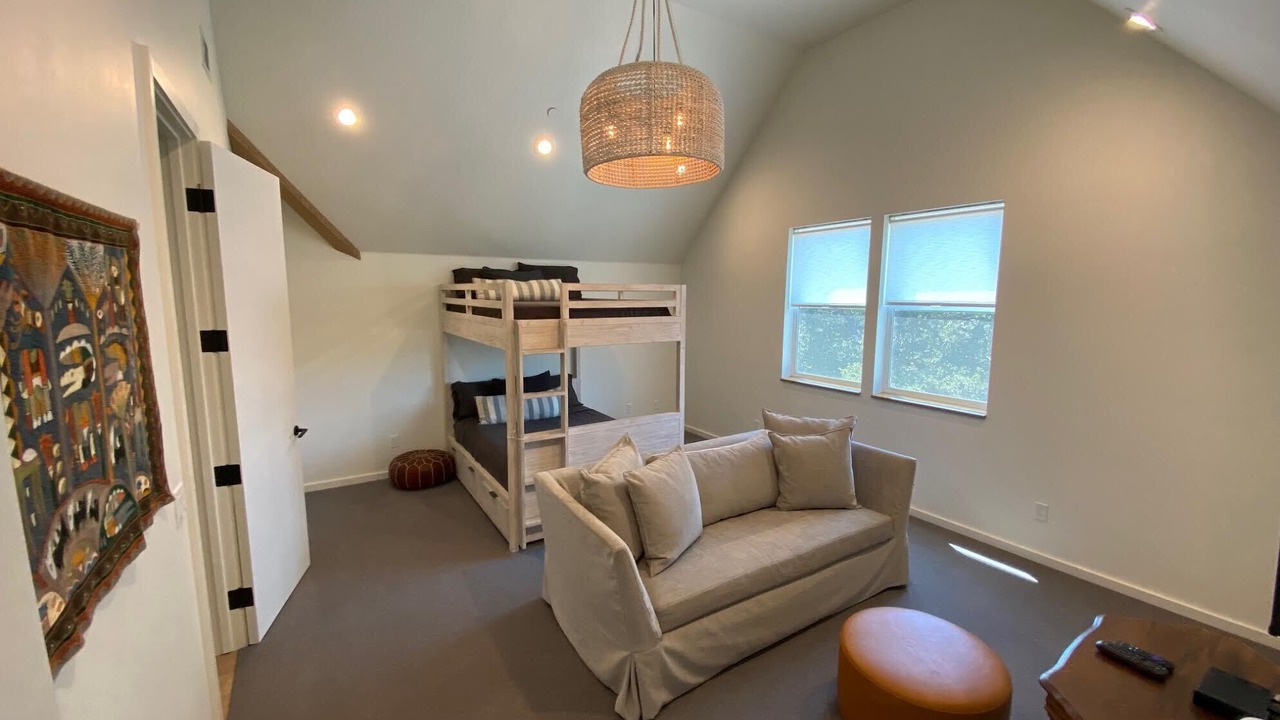Photo of Bedroom in Arroyo Grande