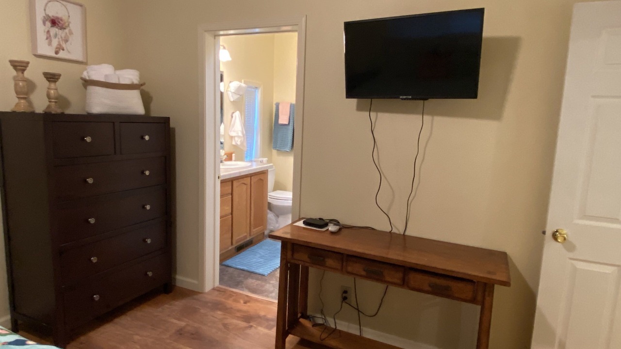 Photo of Bedroom in Willow Creek