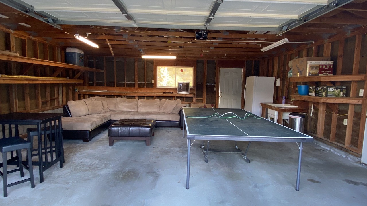 Photo of Livingroom in Willow Creek