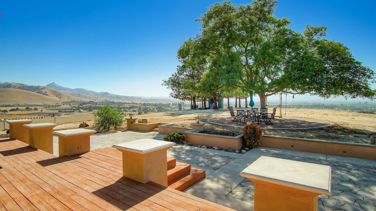 Photo of Outdoor in Hollister