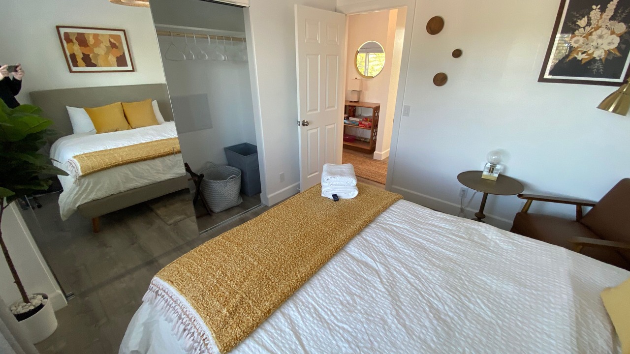 Photo of Bedroom in Lincoln Acres