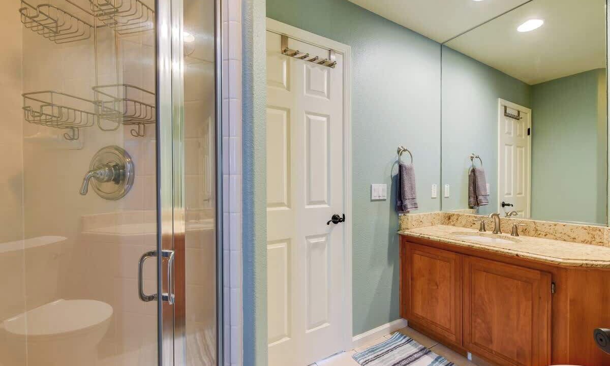 Photo of Bathroom in Skyhawk Commmunity