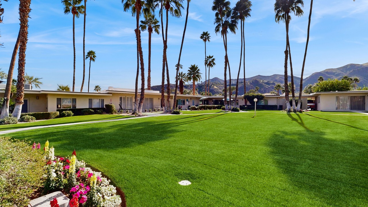 Photo of Outdoor in Araby Commons