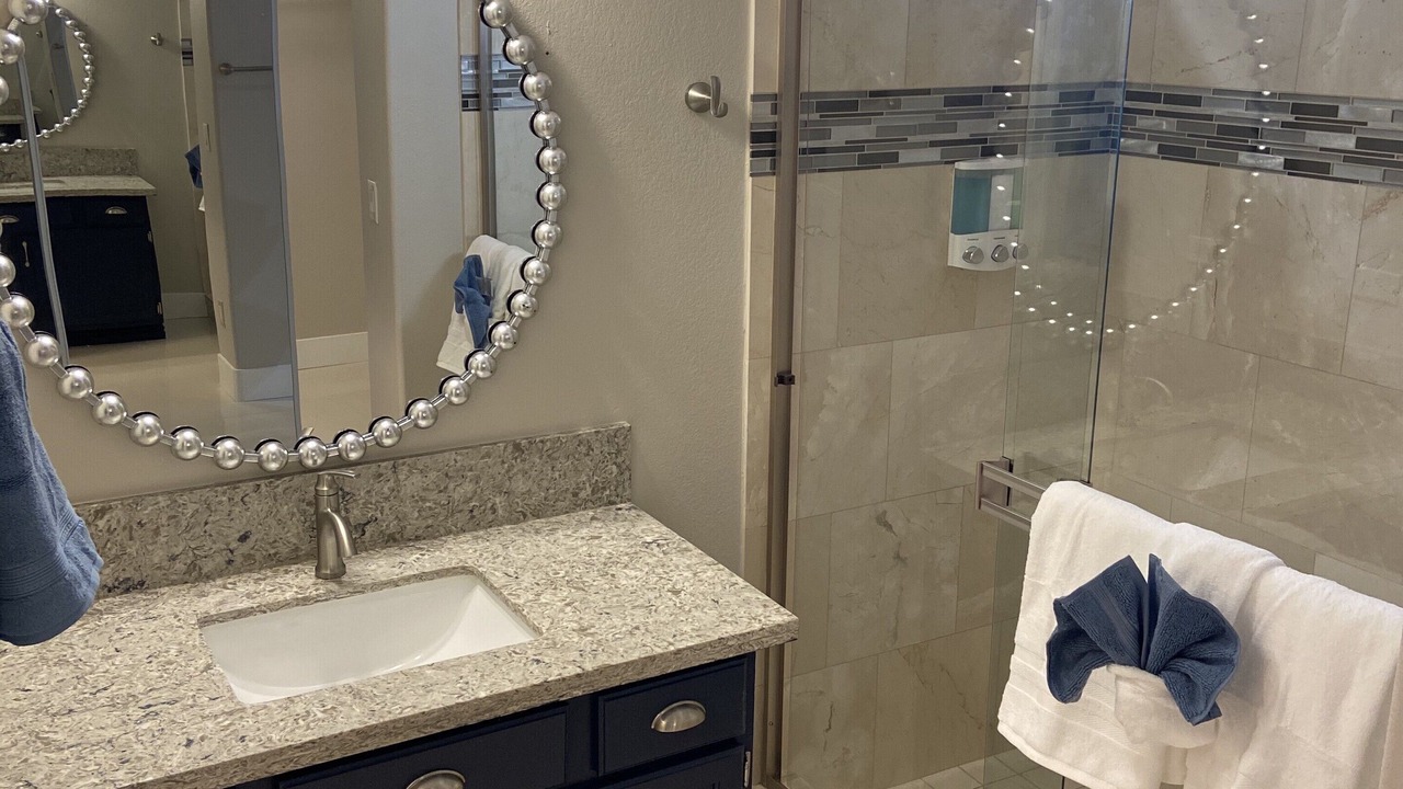 Photo of Bathroom in Green Valley