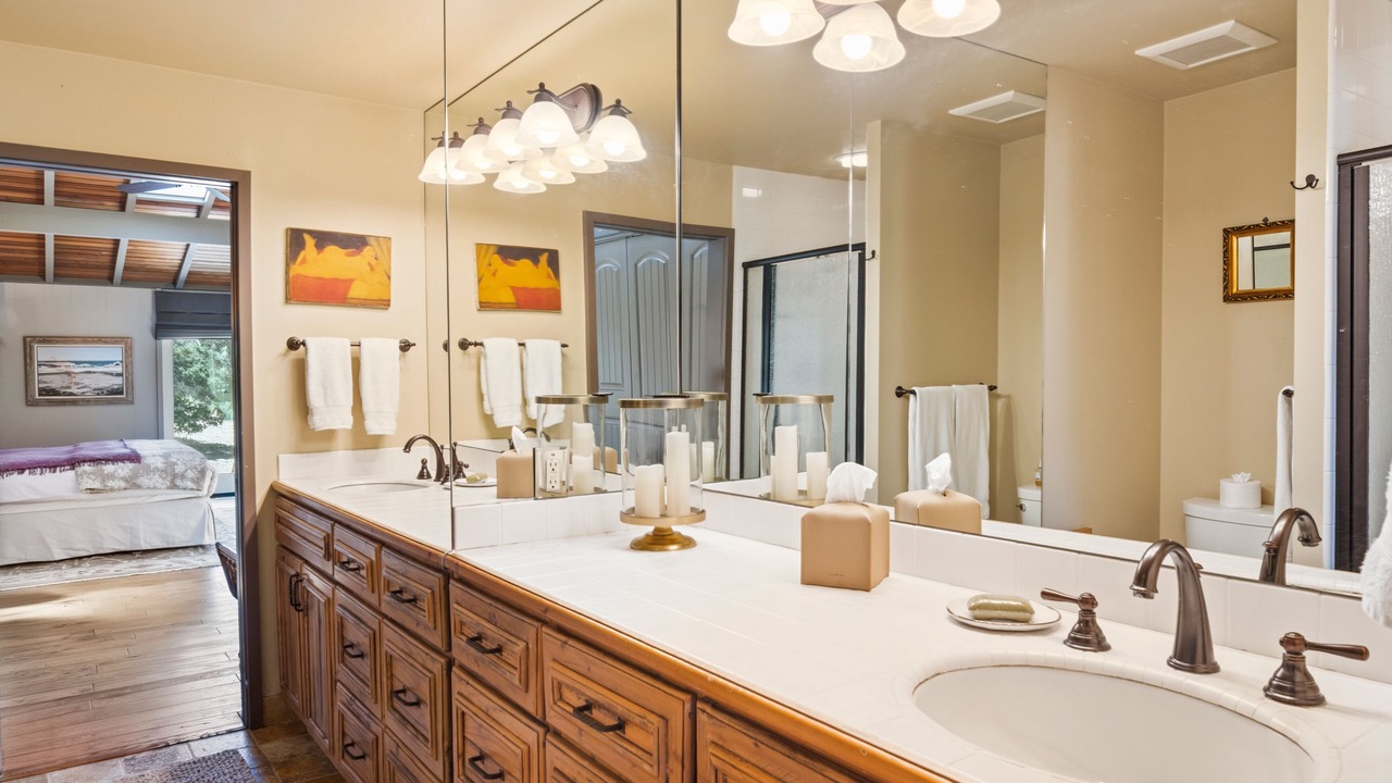 Photo of Bathroom in Quail Lodge