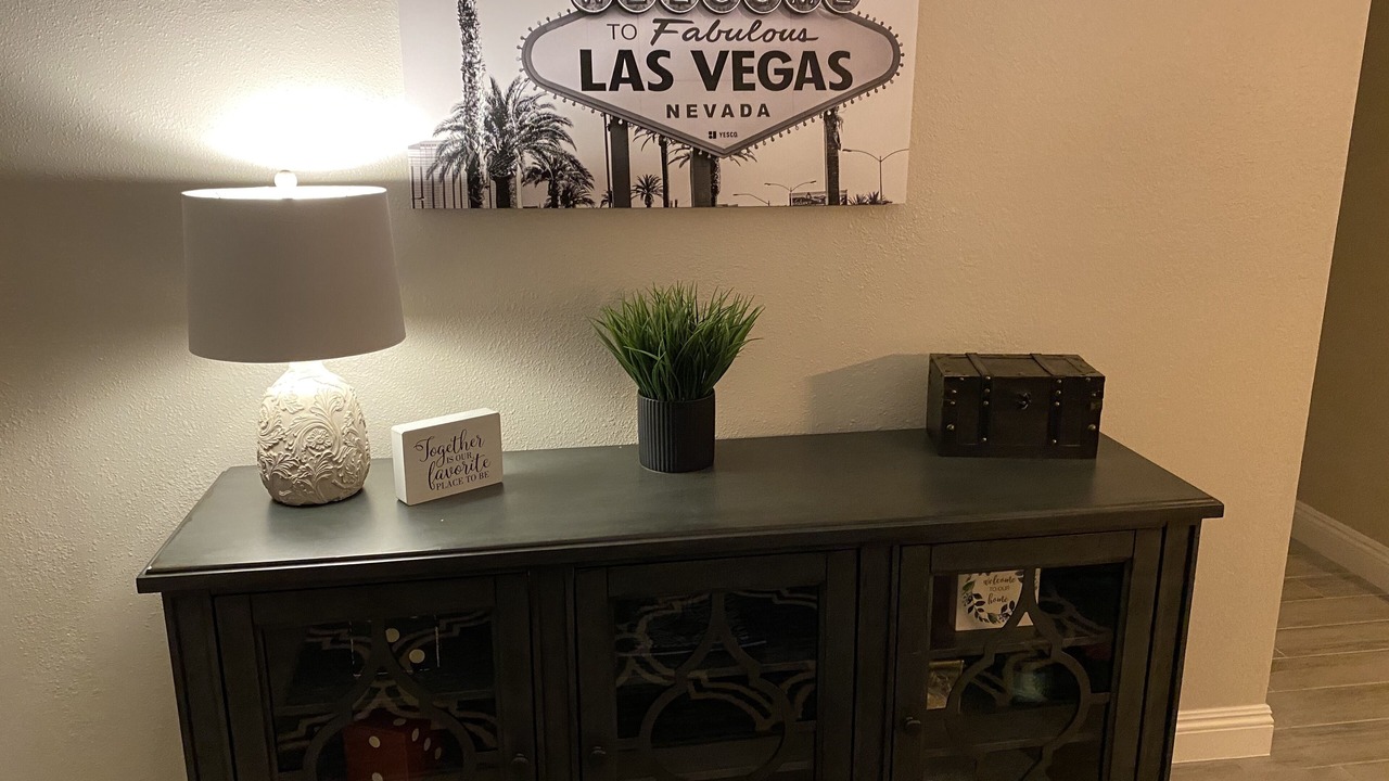 Photo of Livingroom in Green Valley North