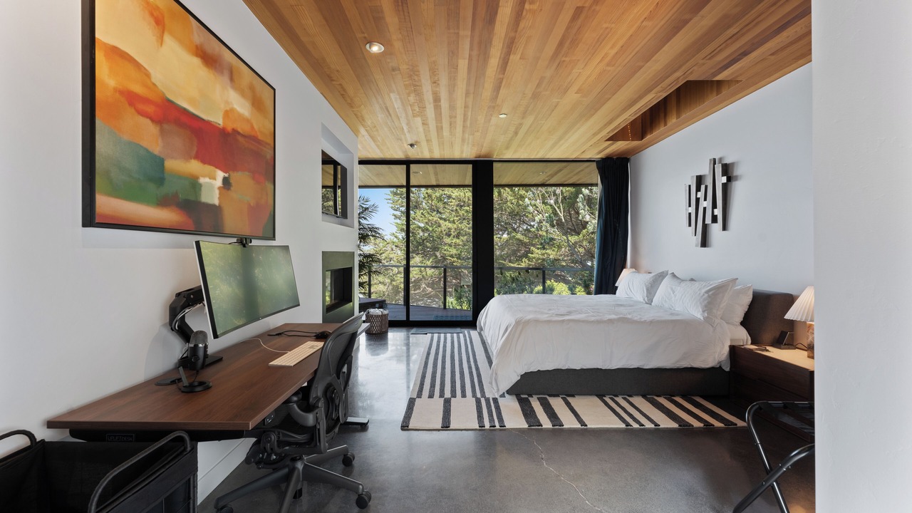Photo of Bedroom in San Simeon