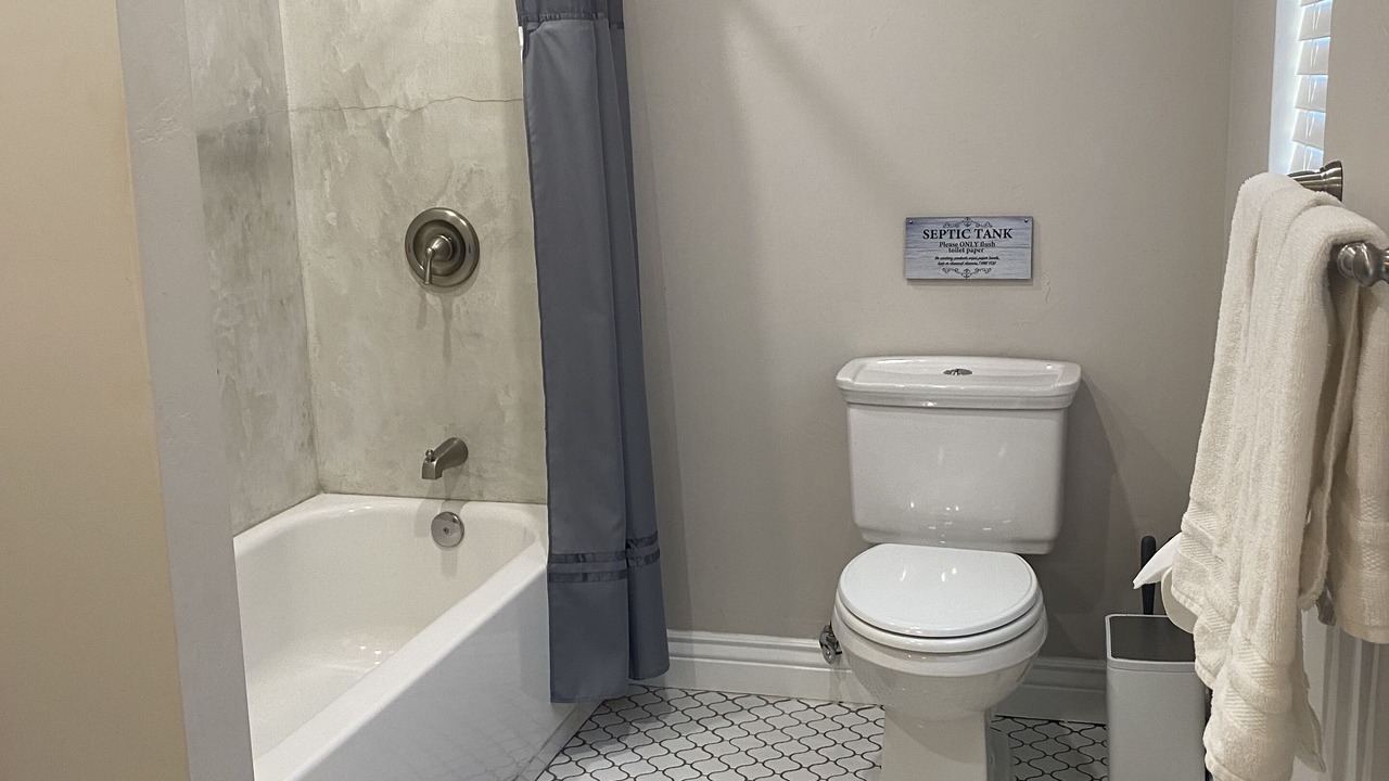 Photo of Bathroom in Cedar Ridge