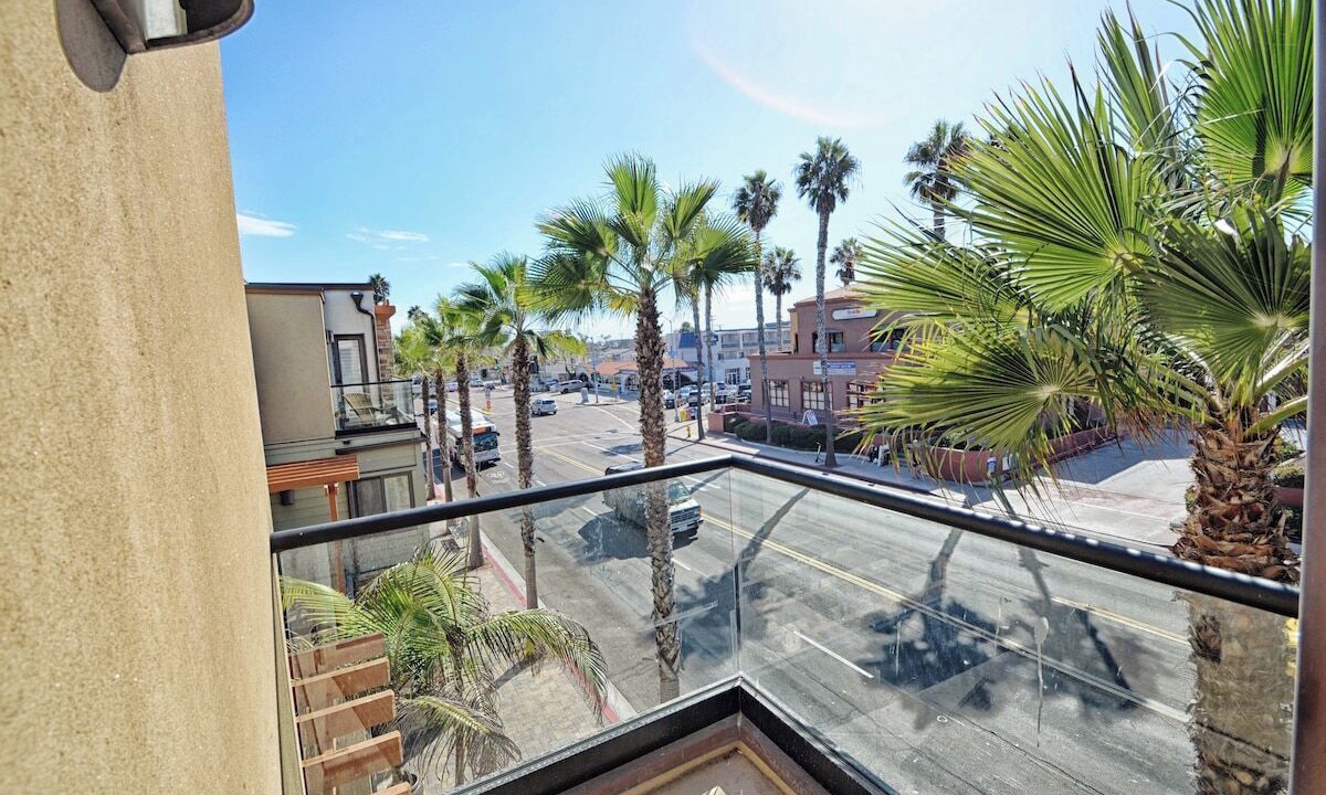 Photo of Patio Balcony in Crown Point