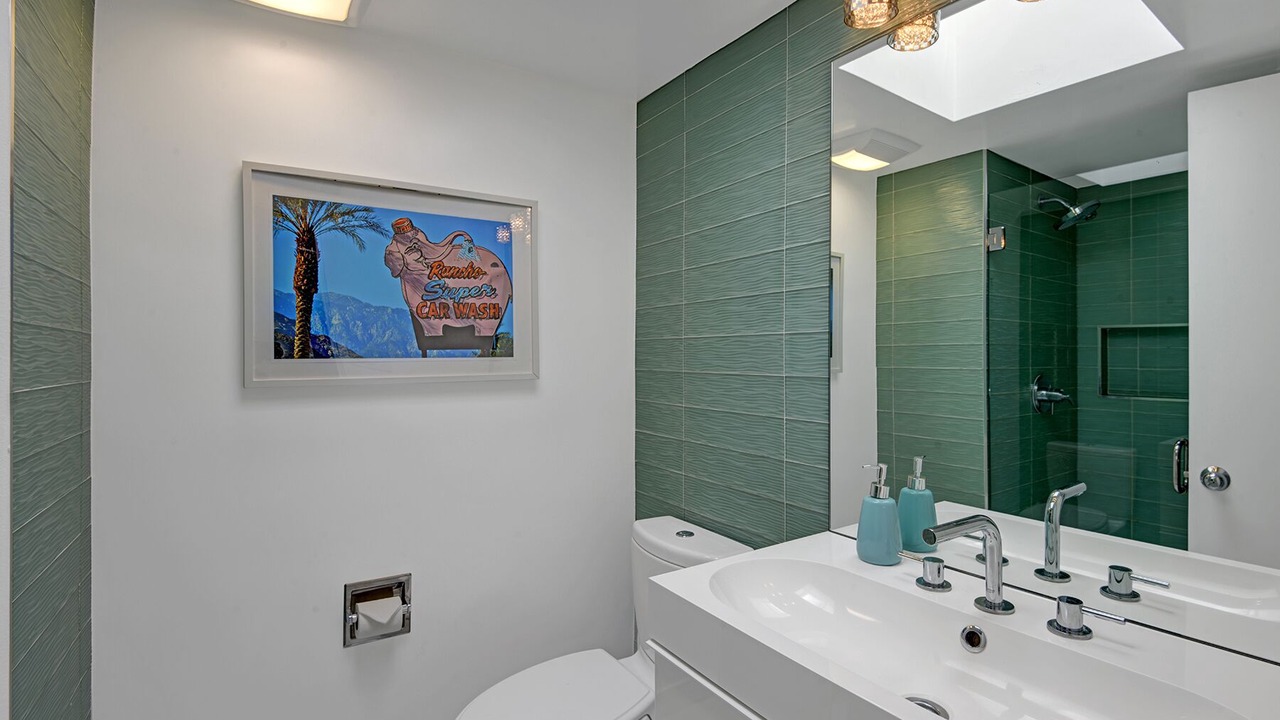 Photo of Bathroom in Sunmor