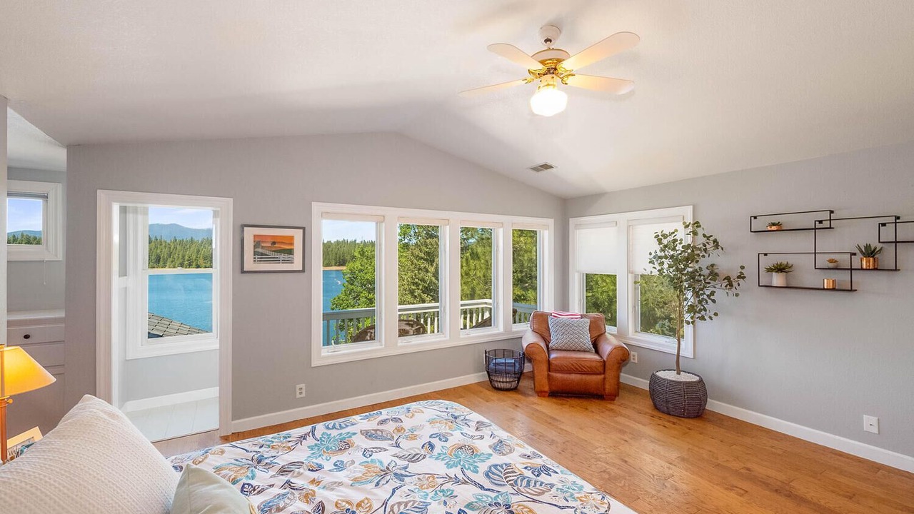 Photo of Bedroom in Lake Almanor West