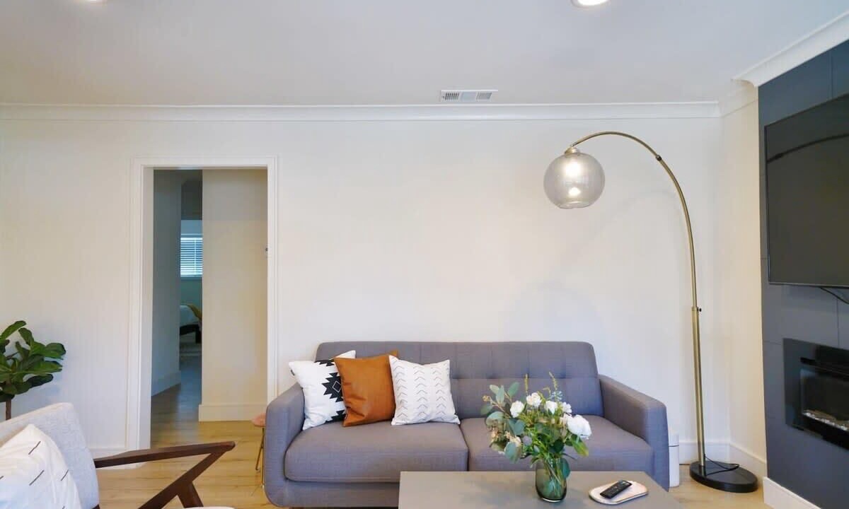 Photo of Livingroom in Redwood City