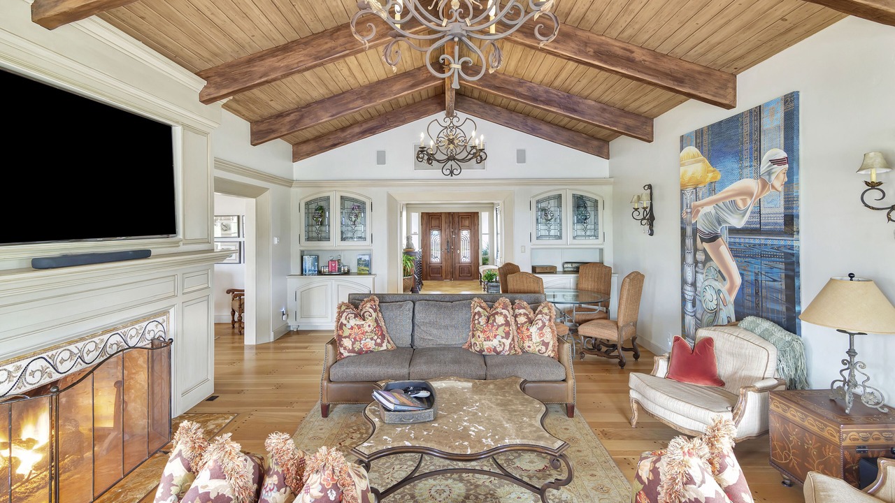 Photo of Livingroom in Paso Robles