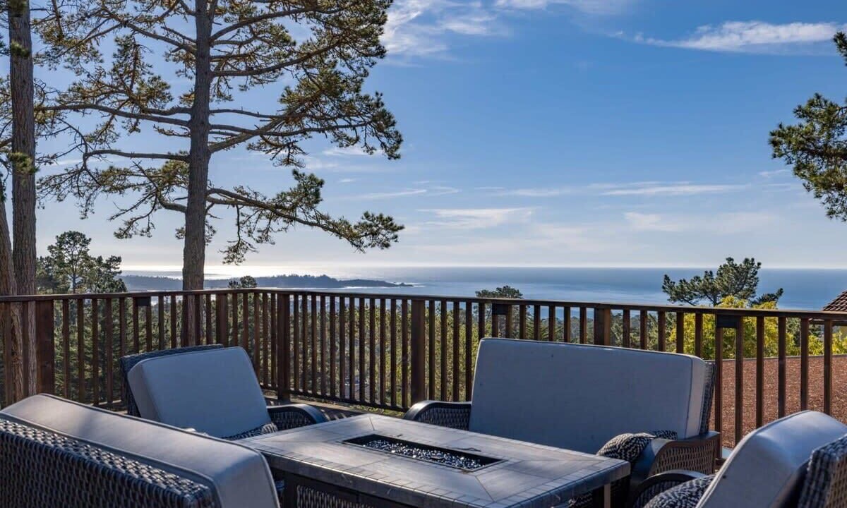 Photo of Patio Balcony in Carmel Woods