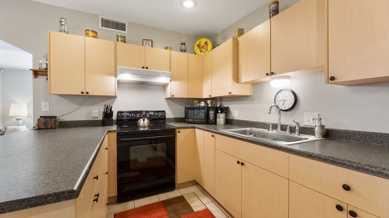 Photo of Kitchen in Black Canyon City