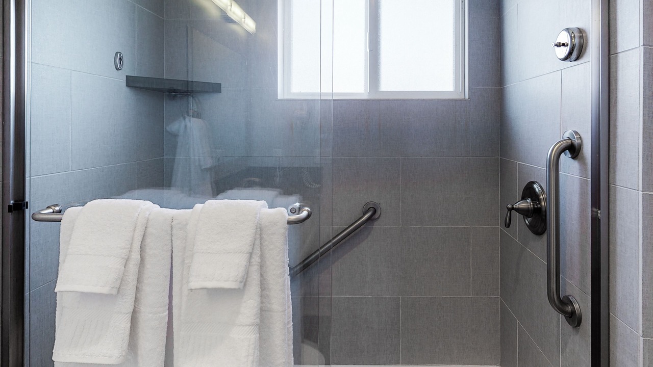 Photo of Bathroom in South Oceanside