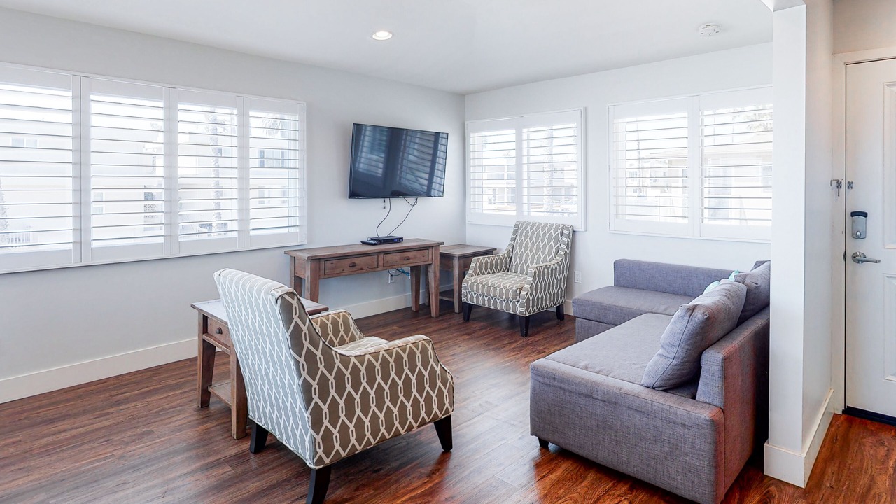 Photo of Livingroom in South Oceanside