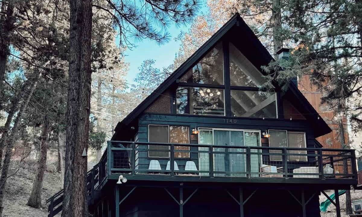 Photo of Outdoor in Upper Moonridge