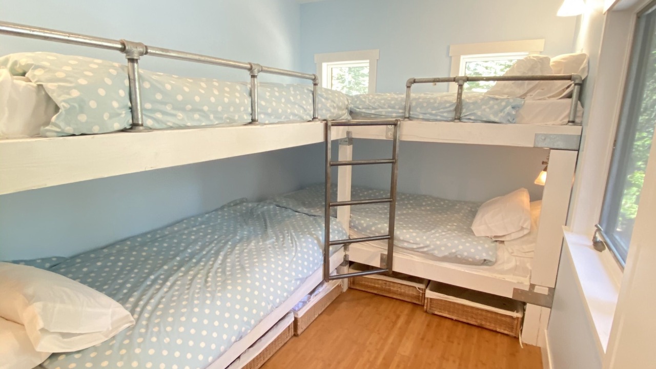 Photo of Bedroom in Lake Almanor West