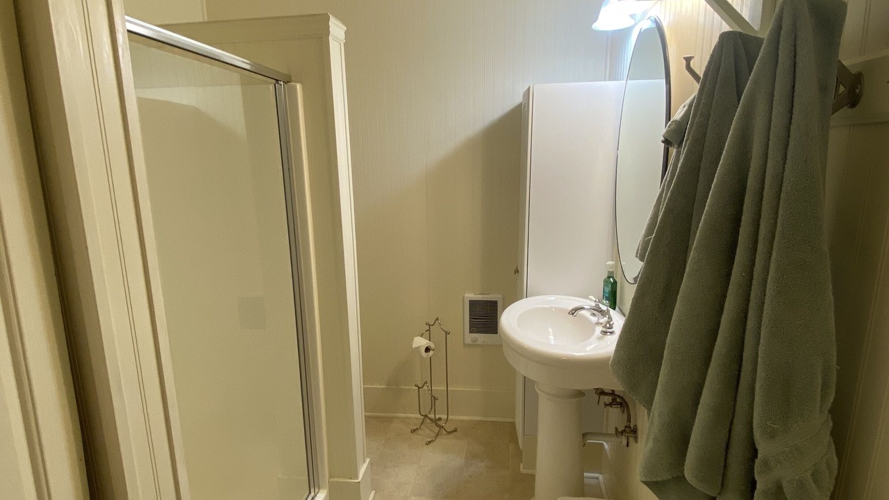 Photo of Bathroom in McCloud