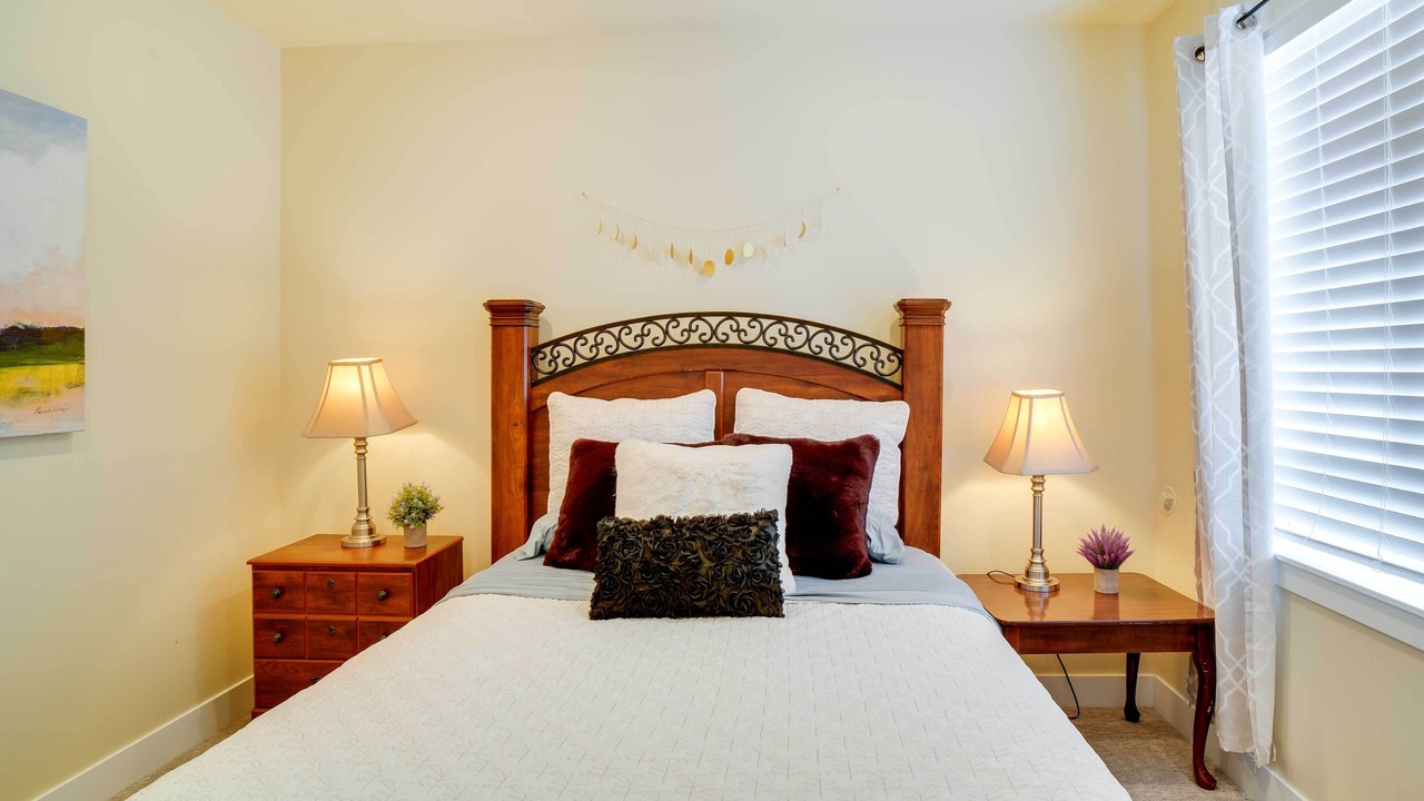 Photo of Bedroom in Saratoga Springs
