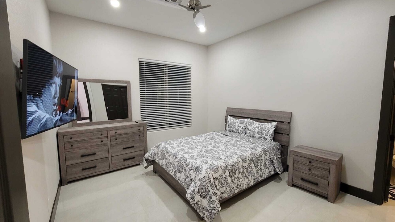 Photo of Bedroom in Enterprise