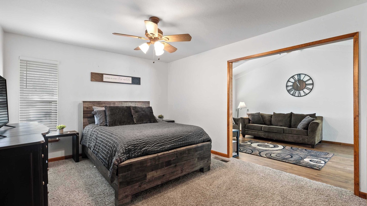 Photo of Bedroom in Oroville East