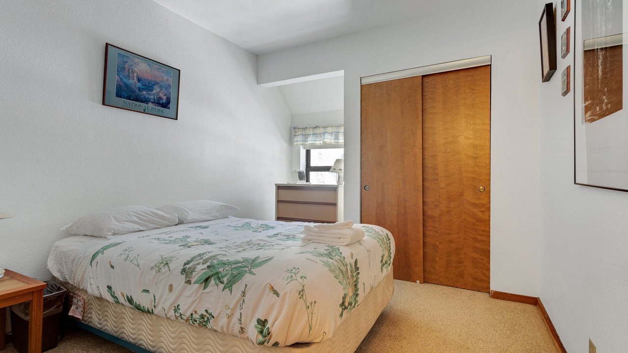 Photo of Bedroom in Bear Valley