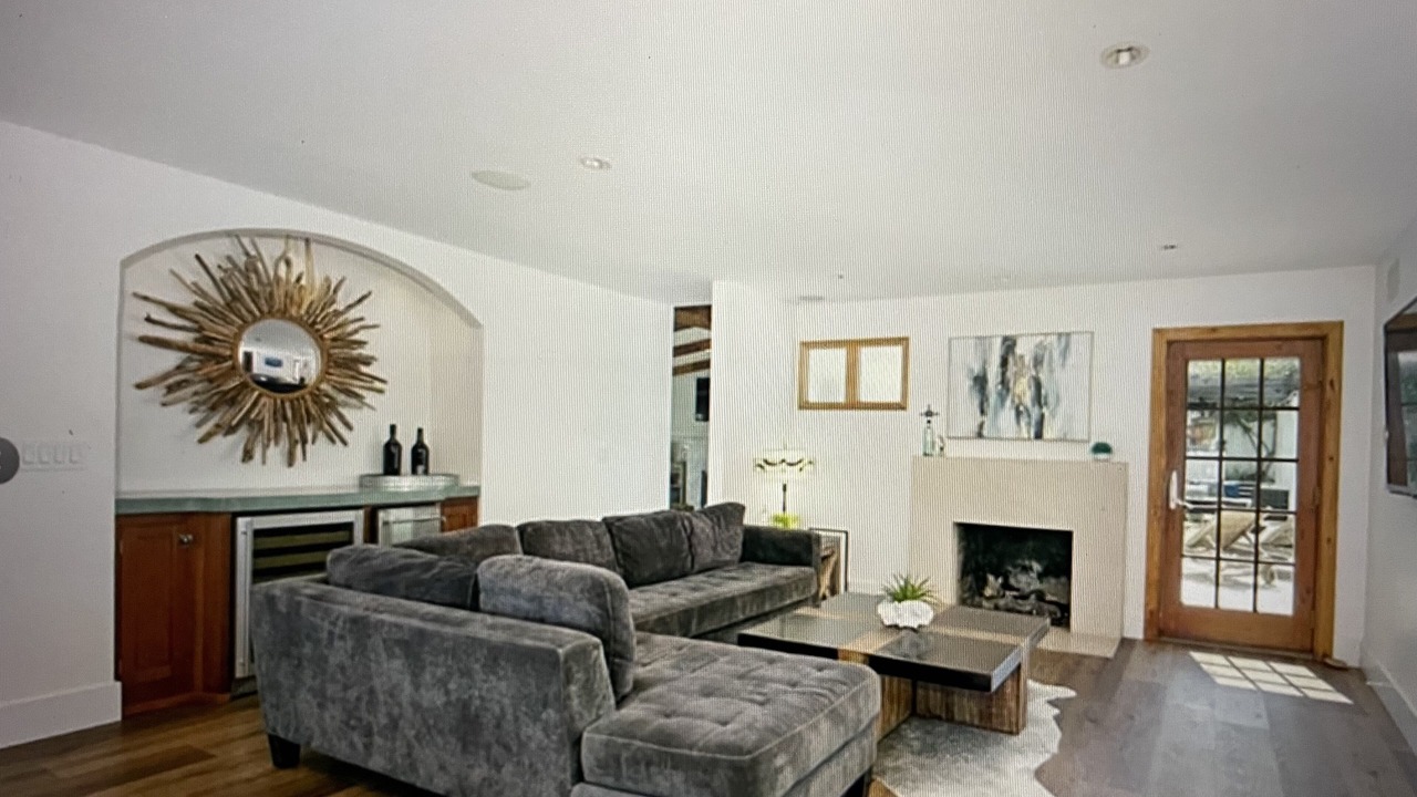 Photo of Livingroom in Corona del Mar