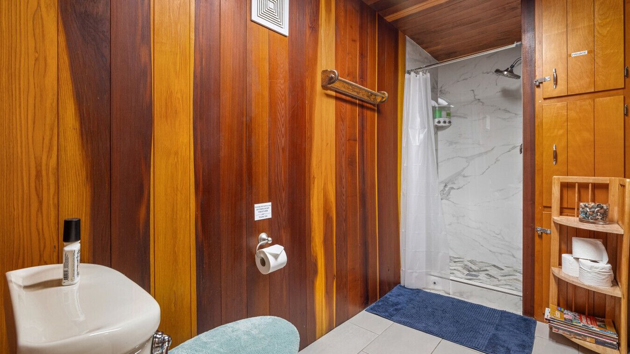 Photo of Bathroom in Twain Harte
