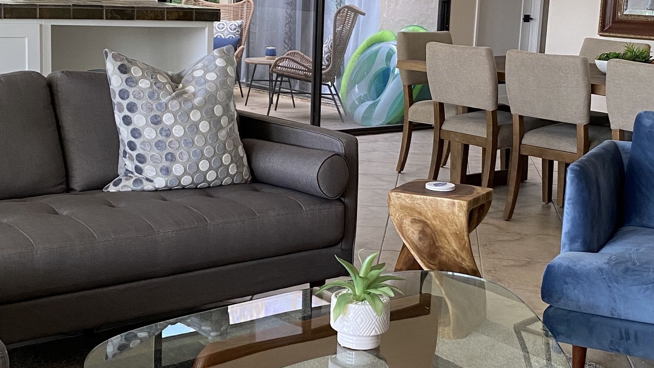 Photo of Livingroom in Palm Desert