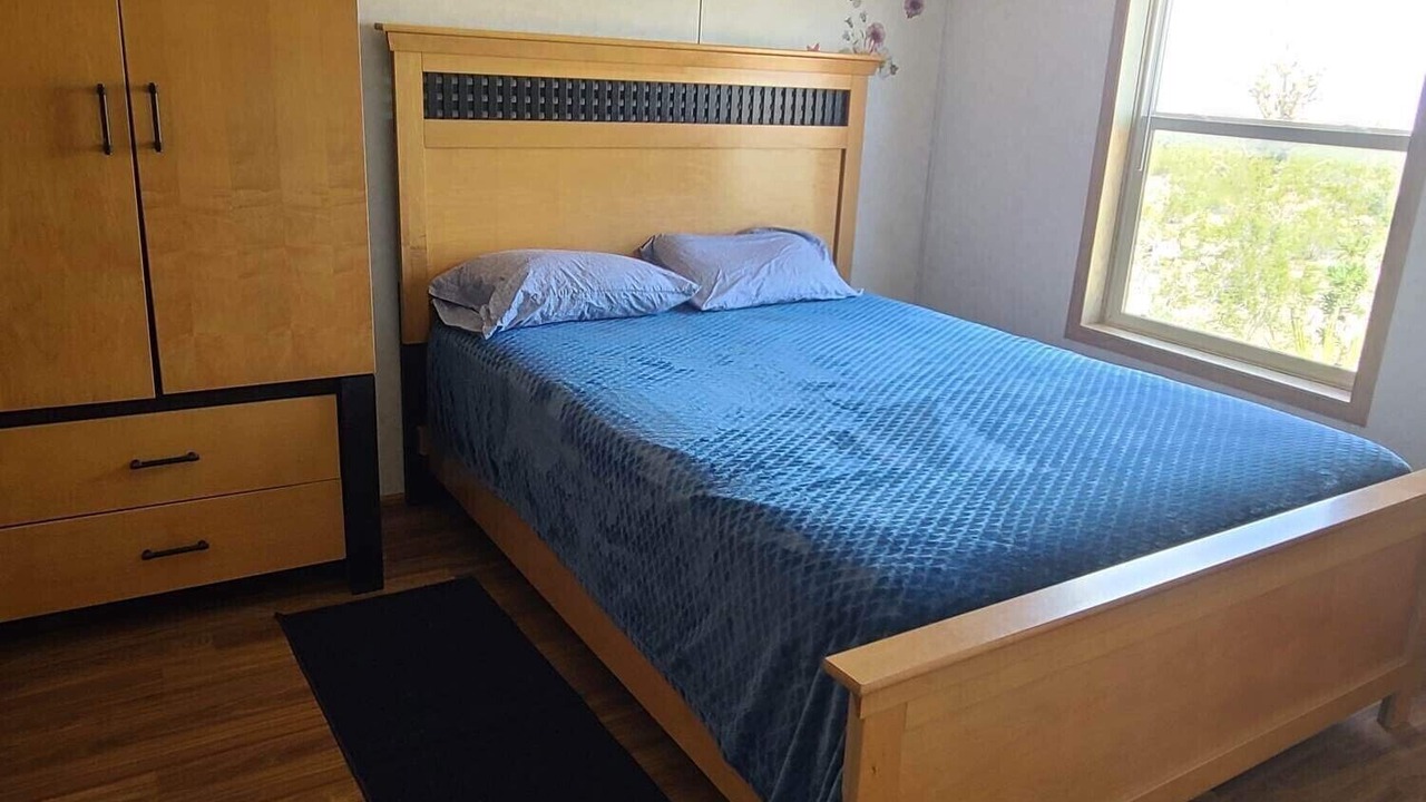 Photo of Bedroom in Meadview
