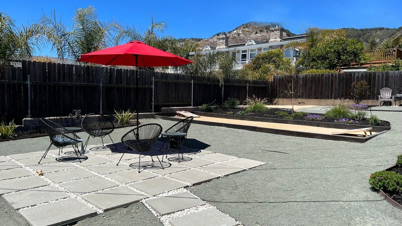 Photo of Patio Balcony in Shell Beach