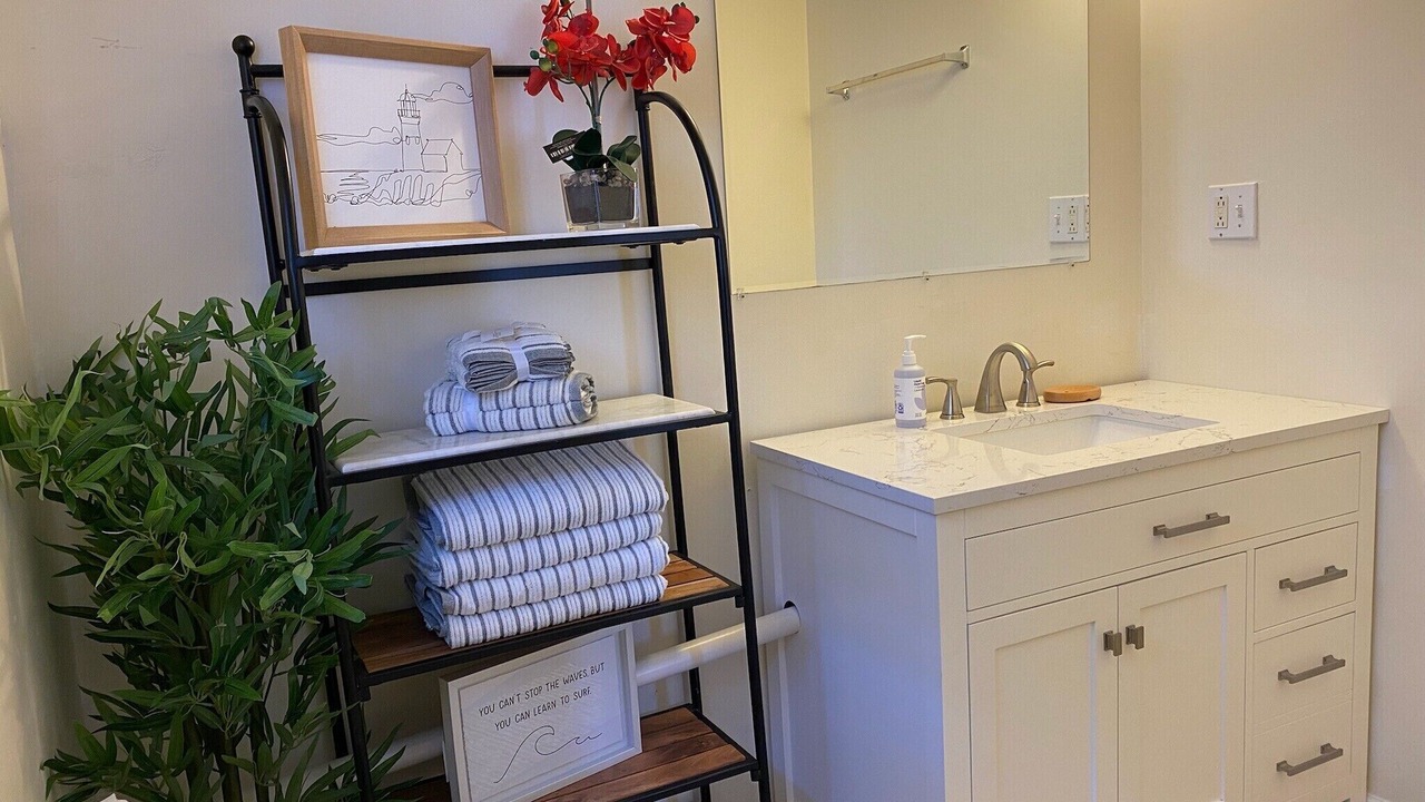 Photo of Bathroom in Shell Beach