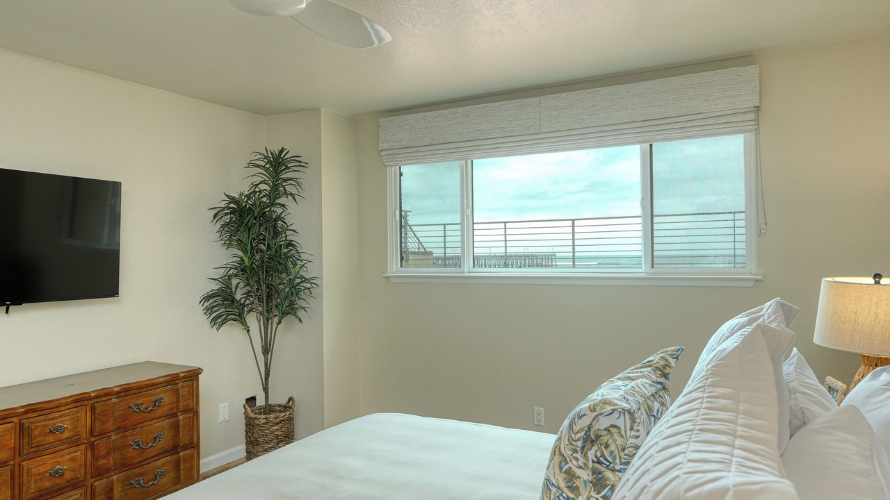 Photo of Bedroom in Downtown