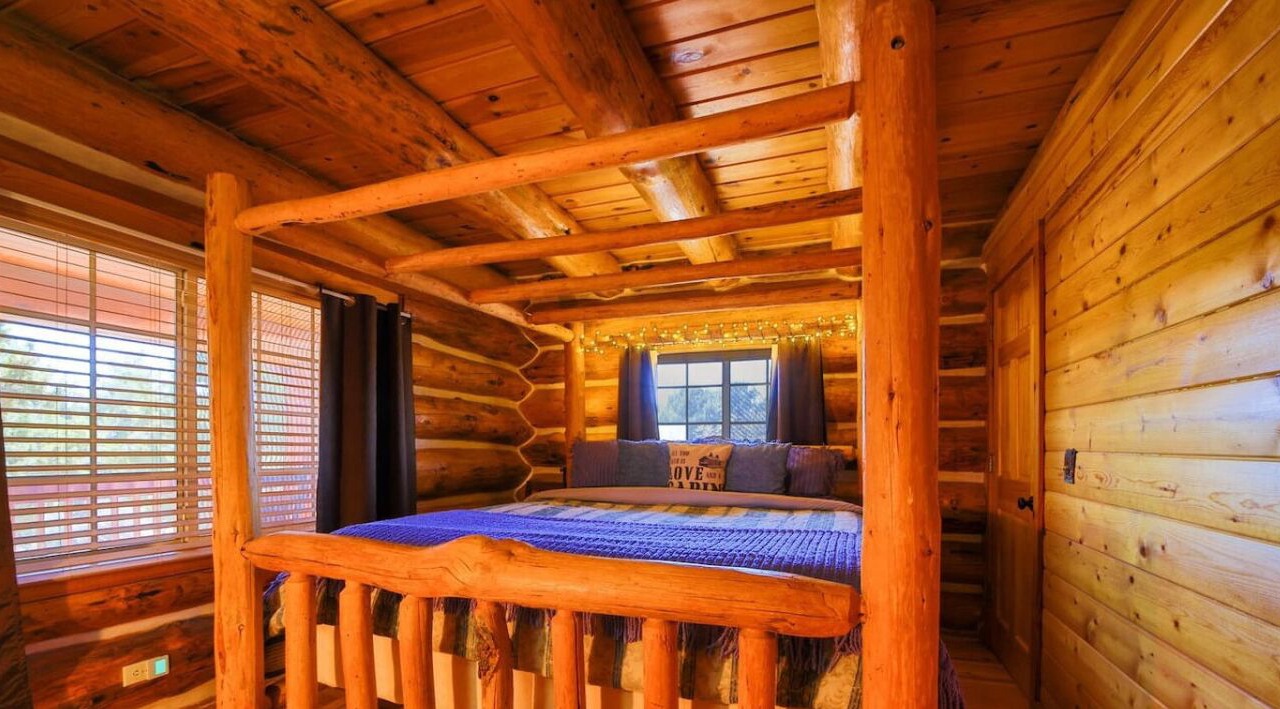 Photo of Bedroom in Williamson
